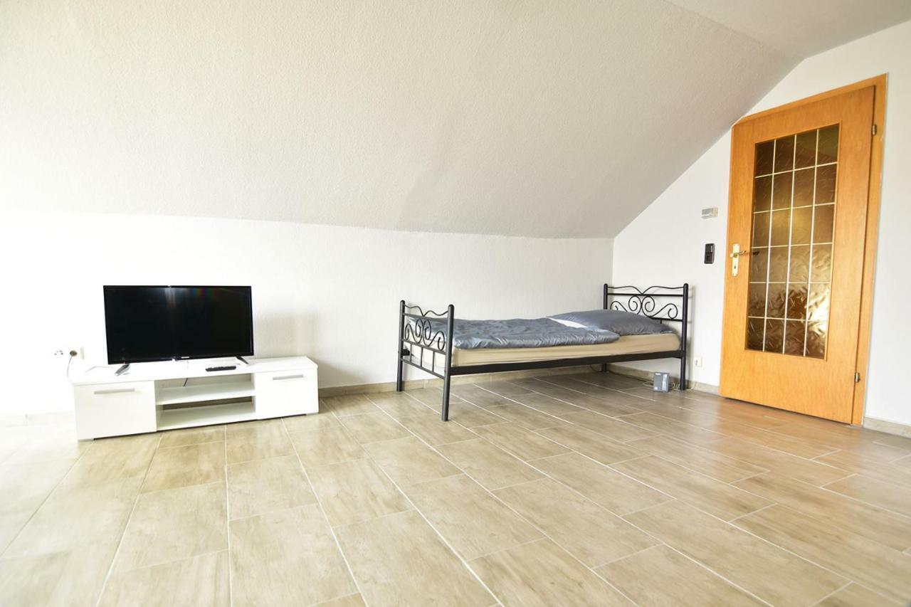 Apartment Koeln Porz Екстериор снимка